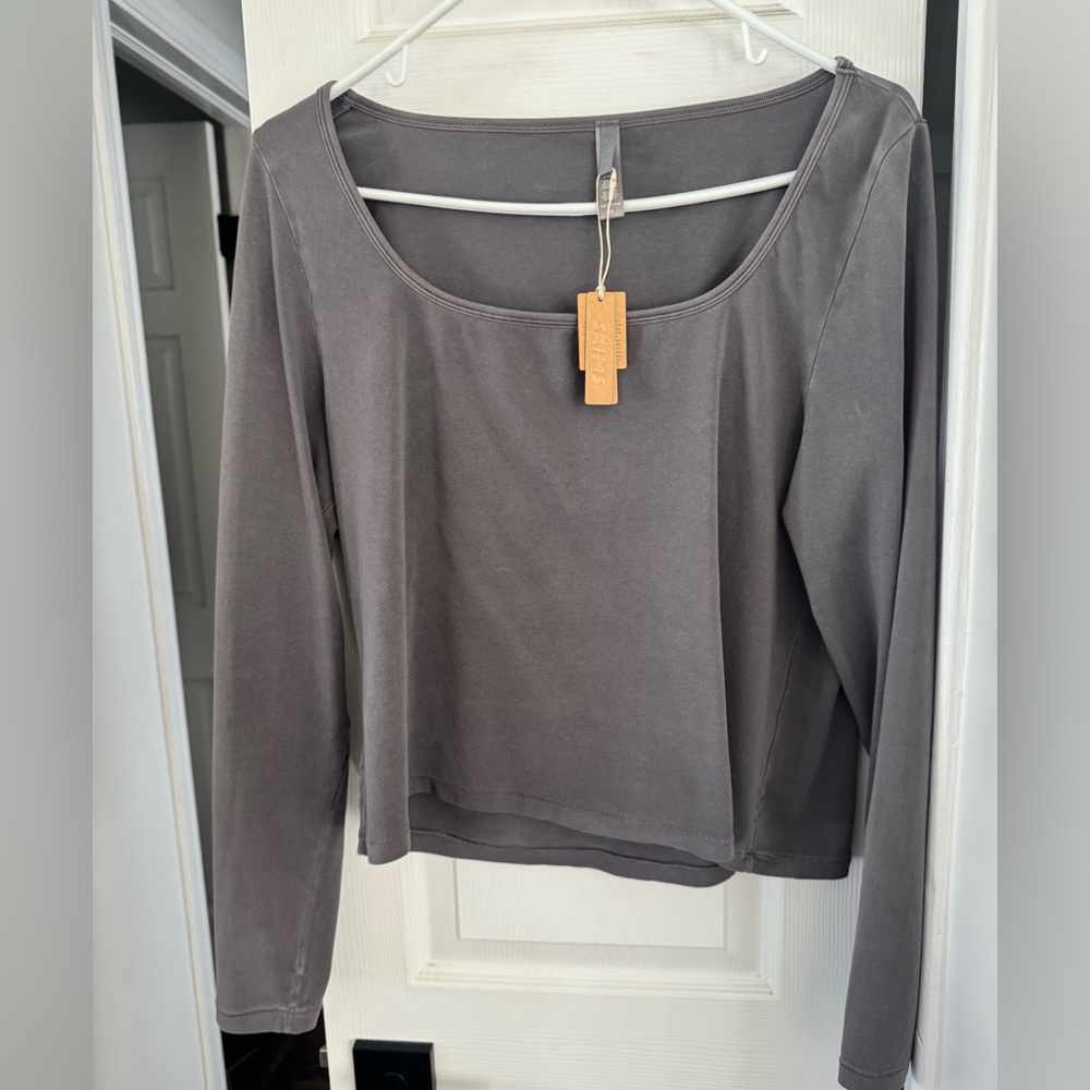 SKIMS long sleeve crop top XXL NWT